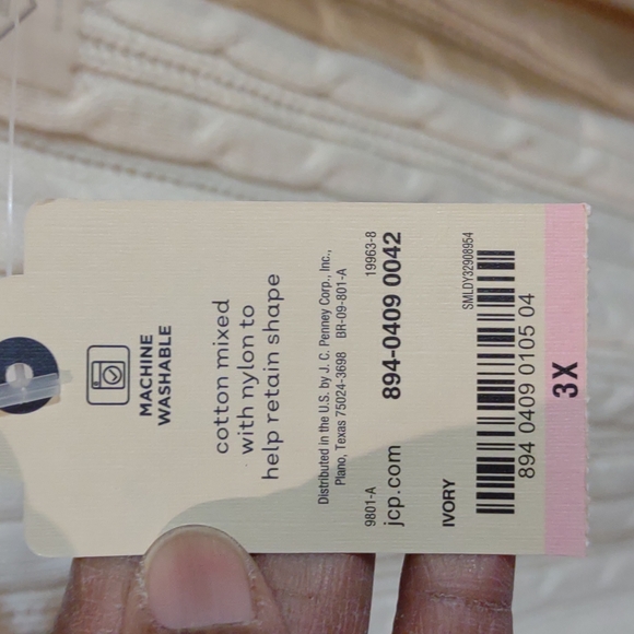 New Long Sleeve Classic Cable Sweater's - Picture 5 of 5